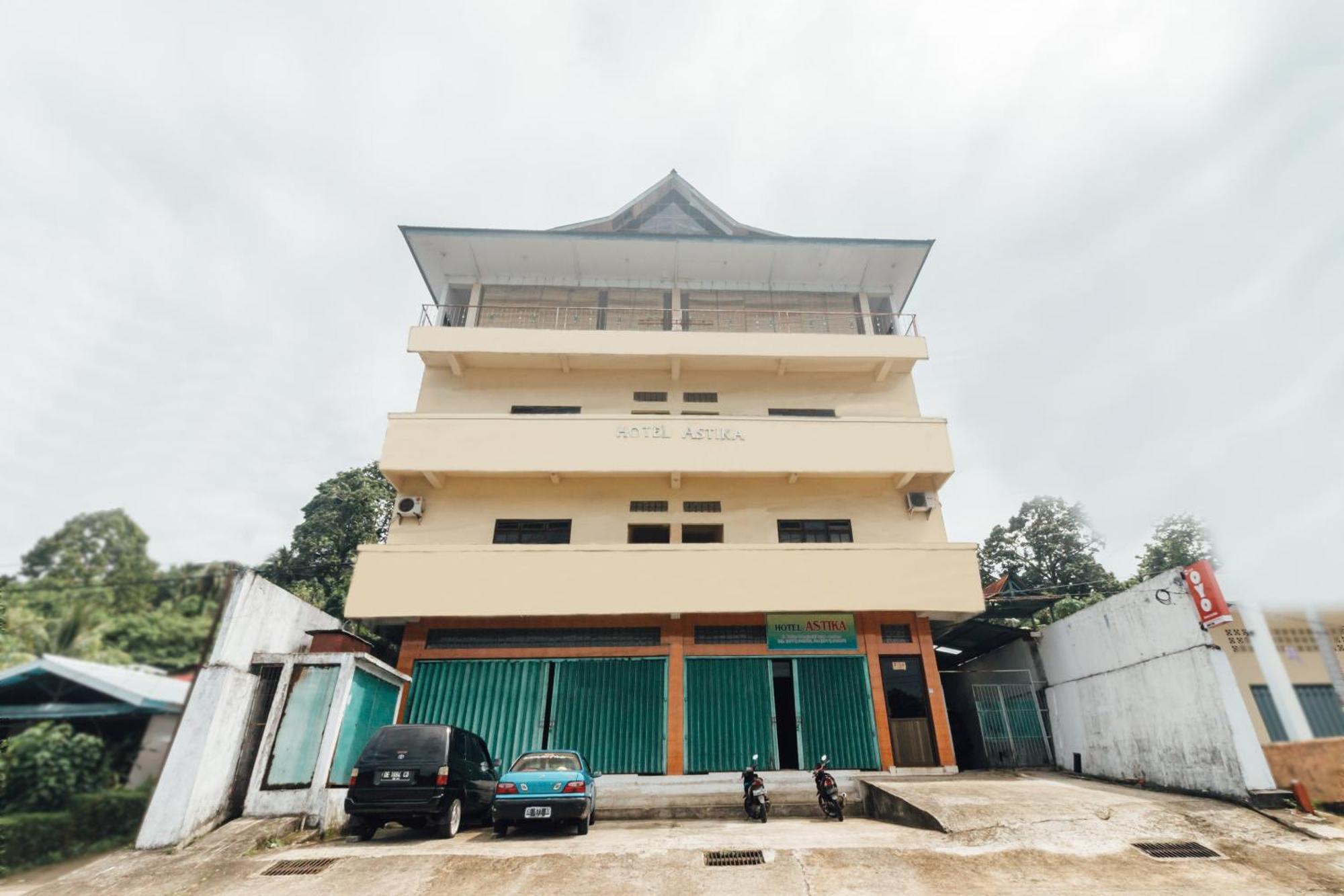 Oyo 2269 Hotel Astika Ambon Zewnętrze zdjęcie